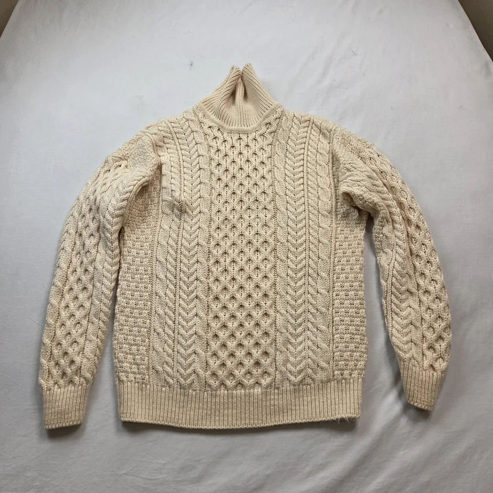 Carraig Donn Irish Aran Cable Knit Turtleneck Sweater 100% Merino Wool Size‎ S